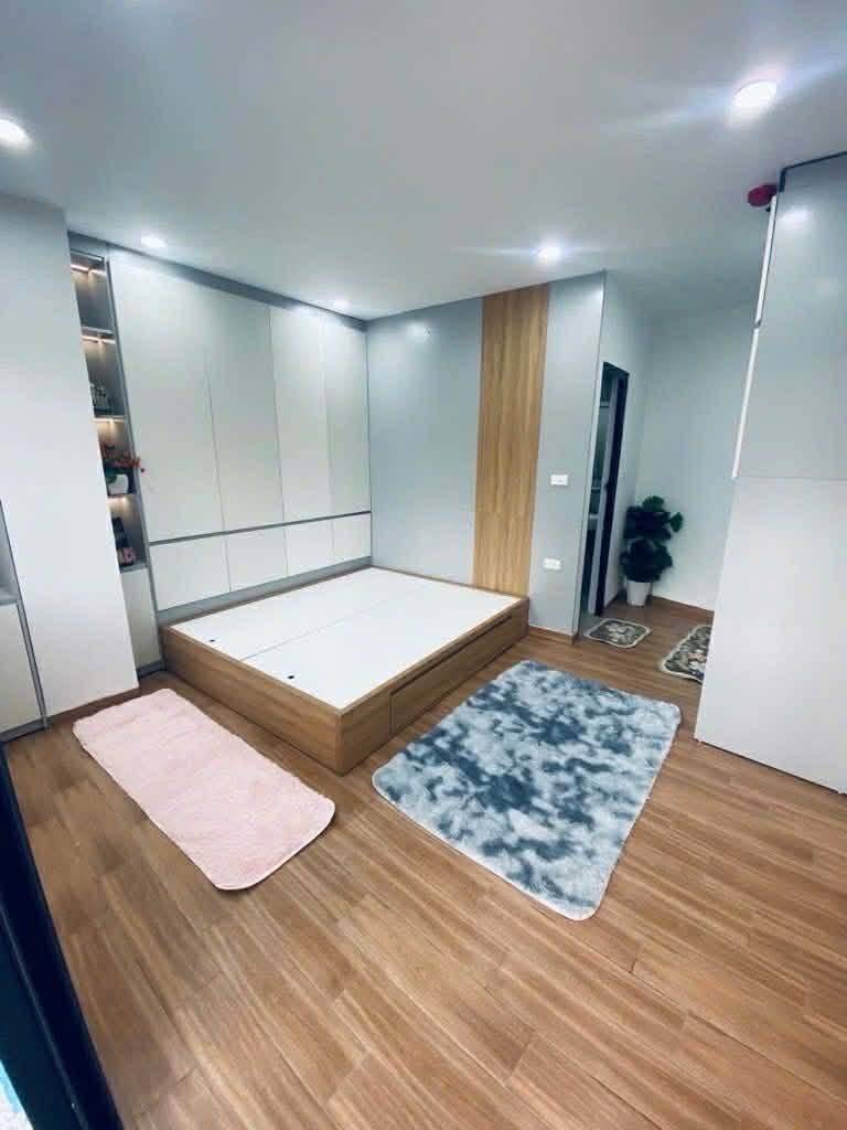 BÁN CHDV ĐƯỜNG LÁNG, 8 PHÒNG FULL ĐỒ, THANG MÁY, DÒNG TIỀN 600 TRIỆU/ NĂM, GIÁ HƠN 11 TỶ